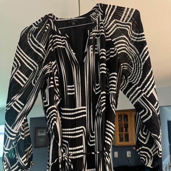 Ann Taylor Dress - Picture 1 of 3
